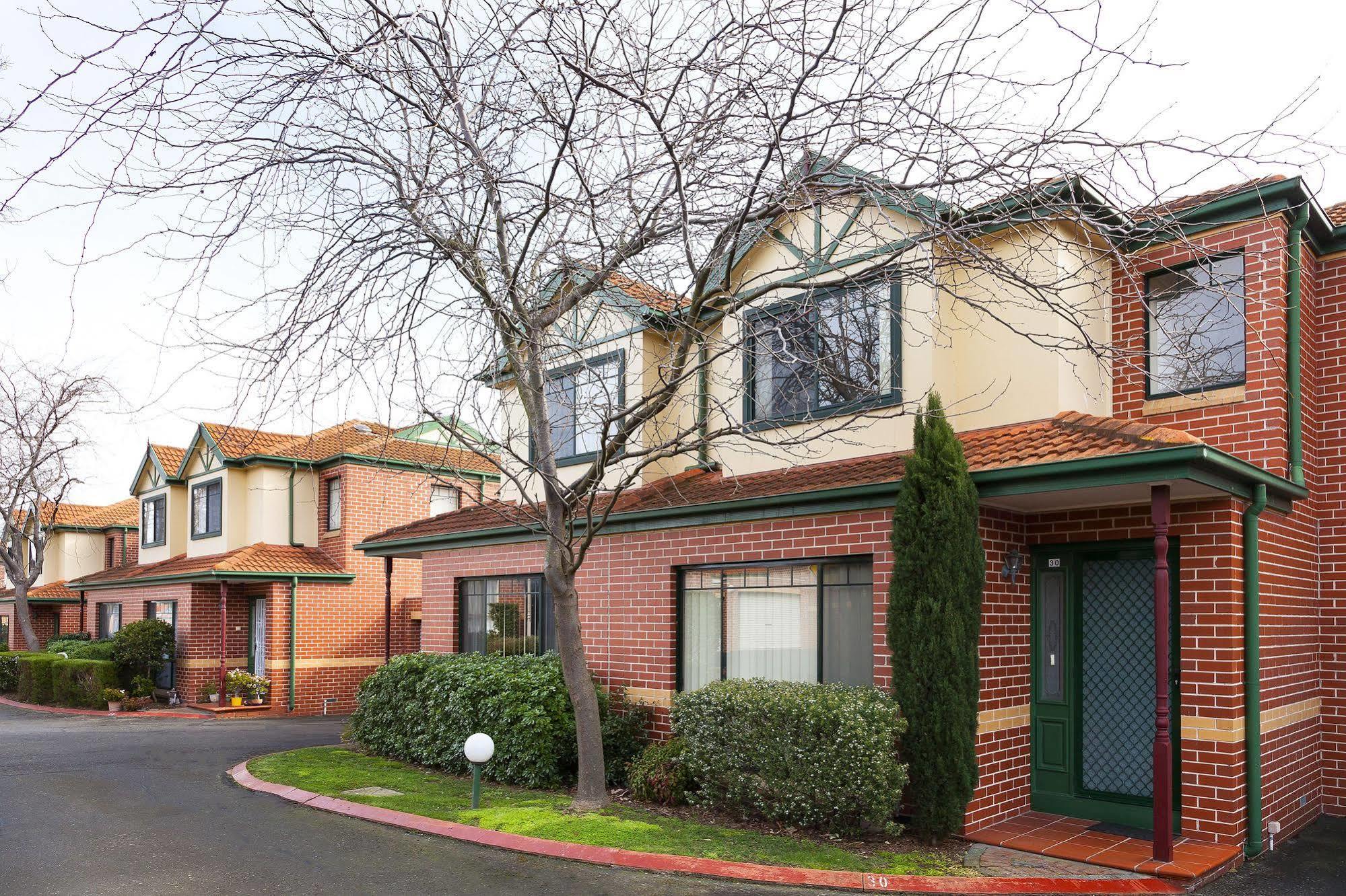 Park Avenue - Forest Hill Apartment Bend of Islands Exterior photo